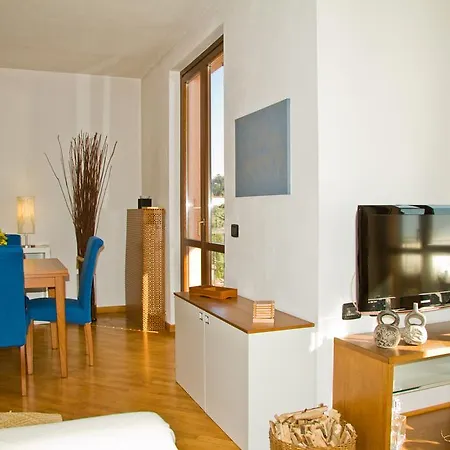 Appartement Vistaureggio *
